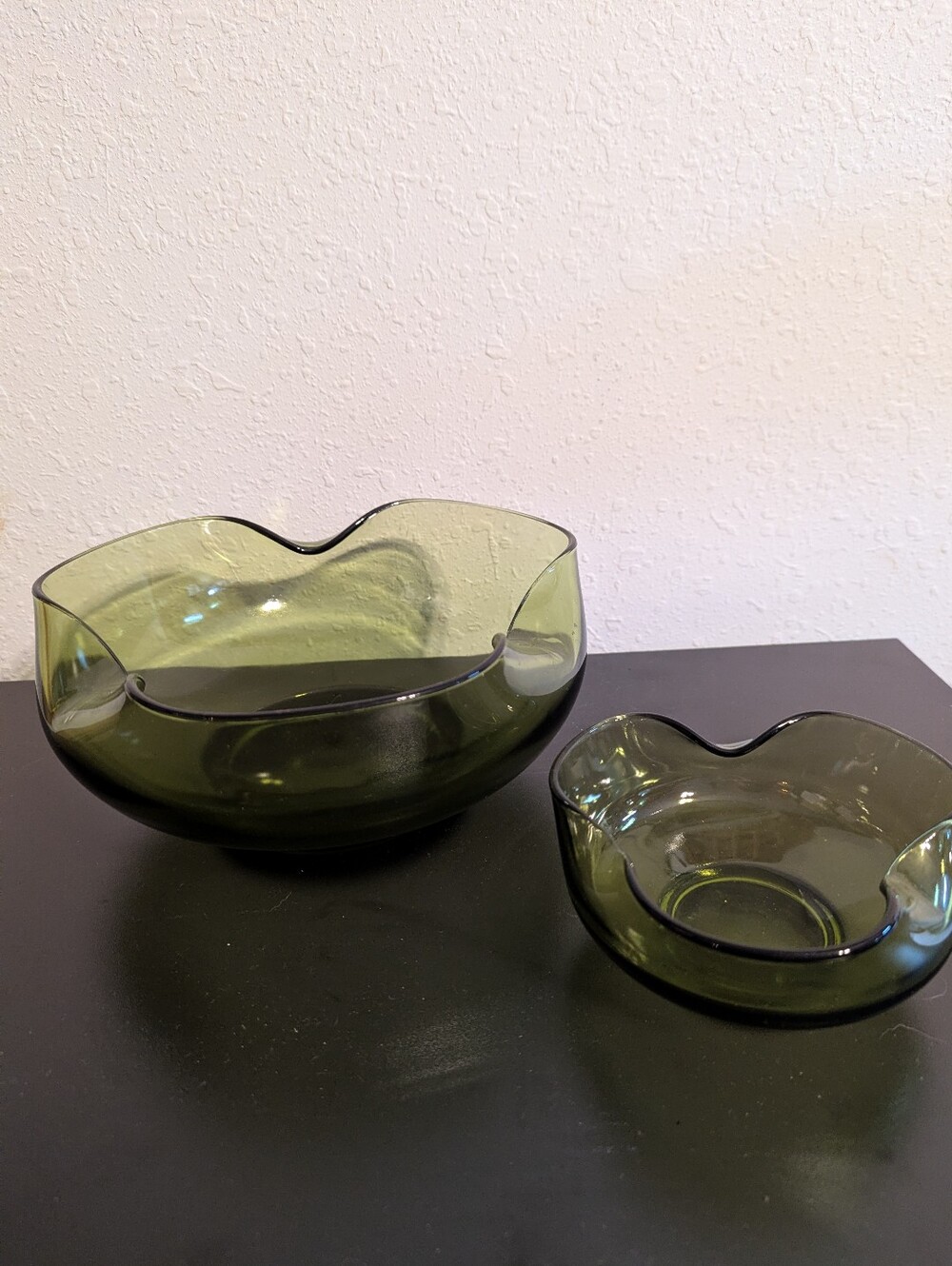 Vintage Anchor Hocking Avocado Green Glass 9" Chip & 5" Dip Bowl Set